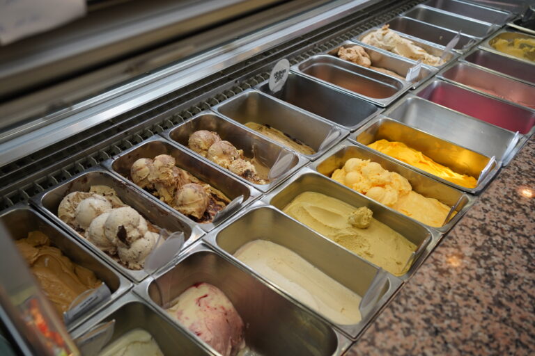 Eiscafé Dolomiti Baumberg