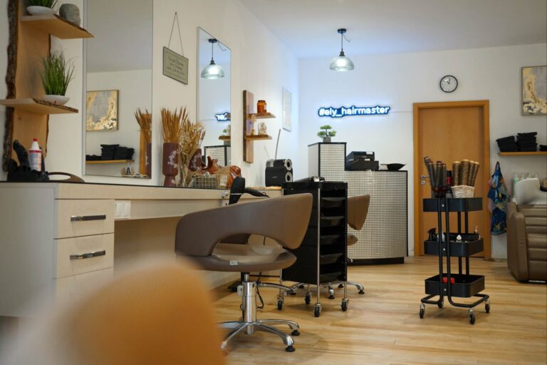 Innenansicht des Friseursalons 